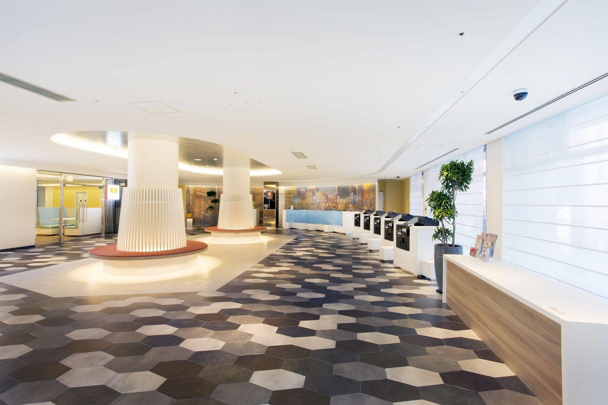 Osaka Namba Washington Hotel Plaza Zewnętrze zdjęcie